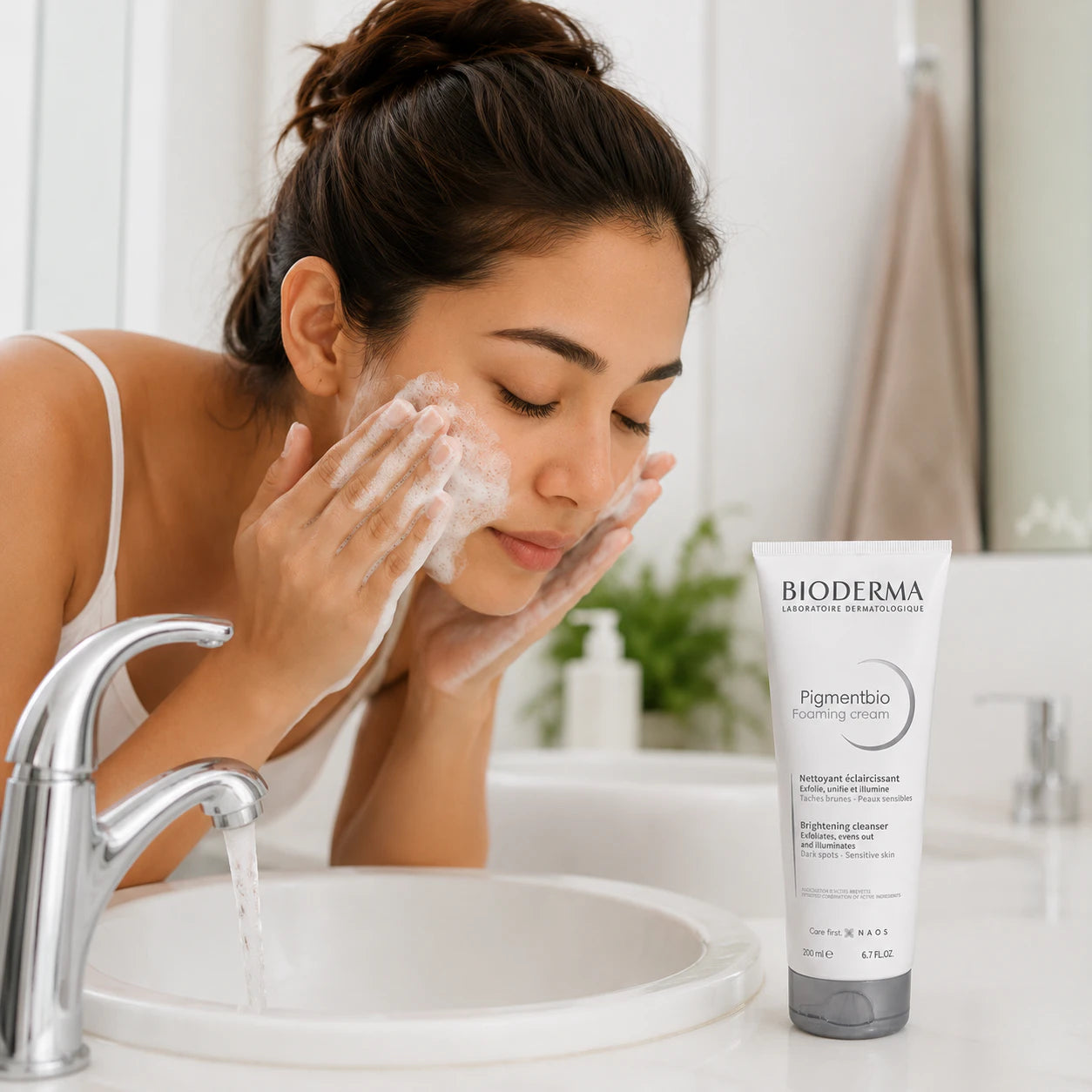 Bioderma Pigment Bio Foaming Cream - Brightening Cleanser